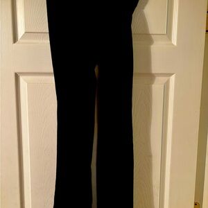 Victoria’s Secret pink yoga pants